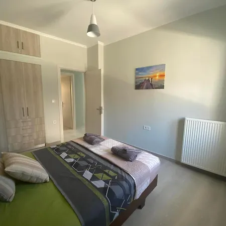 Modern Pírgos