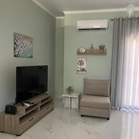 Modern * Pírgos
